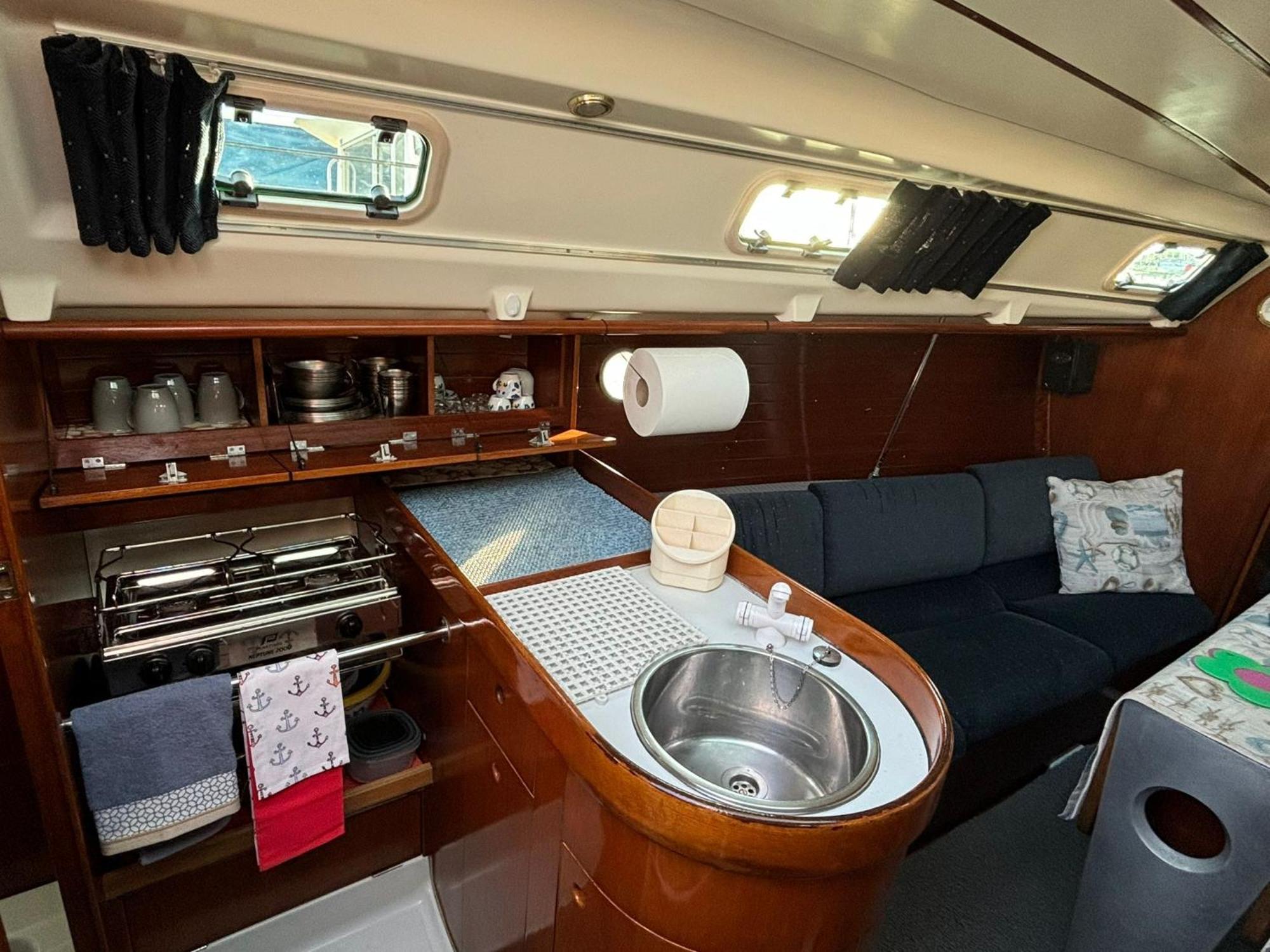 Barco A Vela Em Peniche - West Sailing Otel Dış mekan fotoğraf