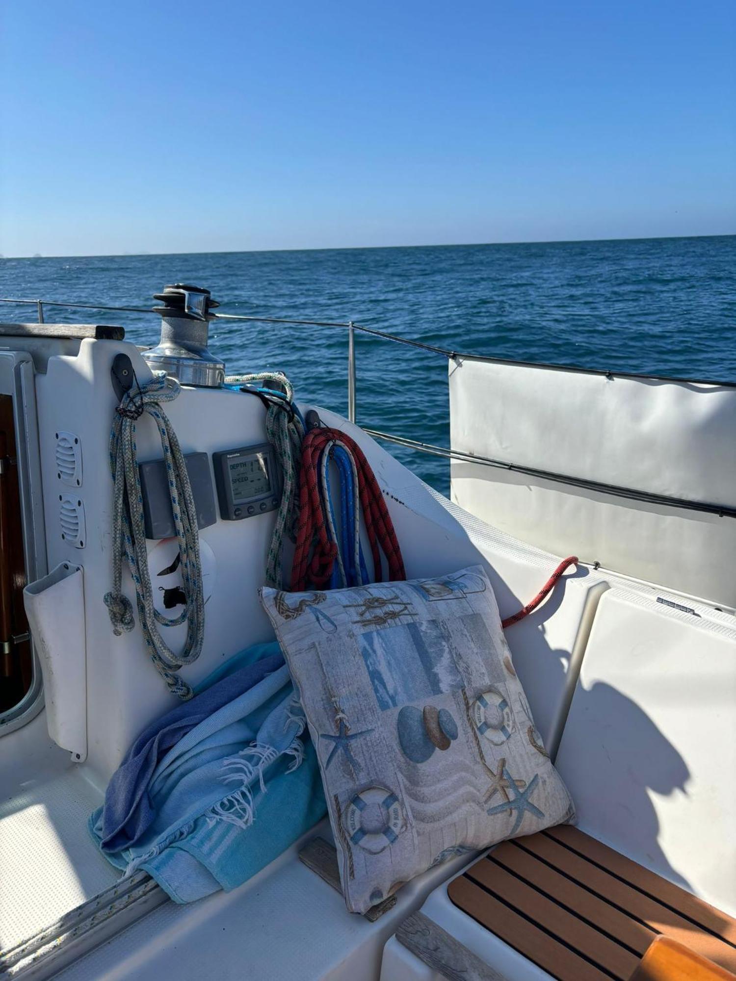 Barco A Vela Em Peniche - West Sailing Otel Dış mekan fotoğraf